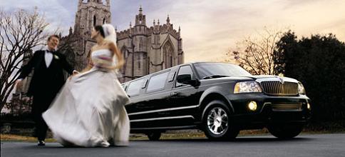 Anaheim limousine service to and from hotels in Orange County, Los Angeles, Riverside, San Bernardino and San Diego